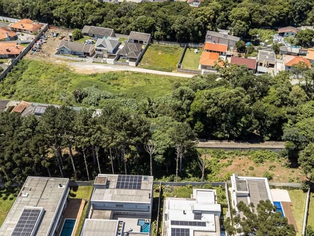 Terreno com 2832m², à venda, no bairro Orleans em Curitiba