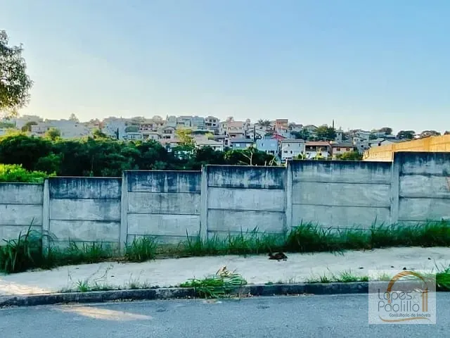 Terreno com 442m², à venda, no bairro Retiro das Fontes em Atibaia