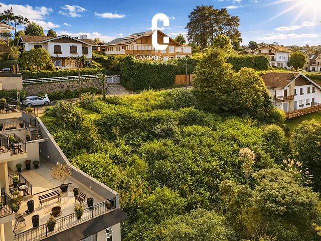 Terreno com 1139m², à venda, no bairro Vila Capivari em Campos do Jordão