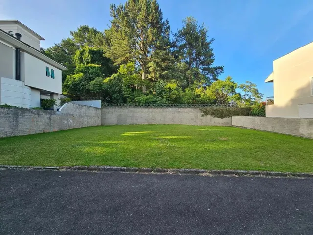 Terreno com 432m², à venda, no bairro Santa Felicidade em Curitiba