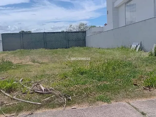 Terreno com 449m², à venda, no bairro Parque Rodoviário em Campos dos Goytacazes