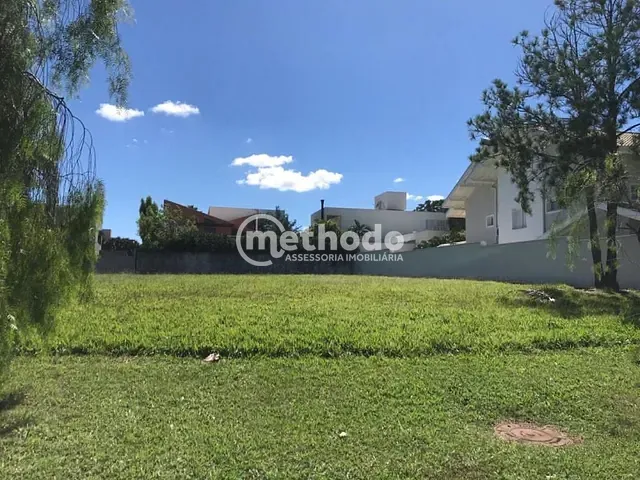 Terreno com 700m², à venda, no bairro Loteamento Alphaville Campinas em Campinas