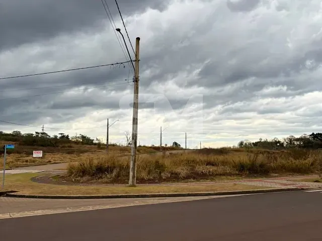 Terreno com 1085m², à venda, no bairro Água Santa em Chapecó