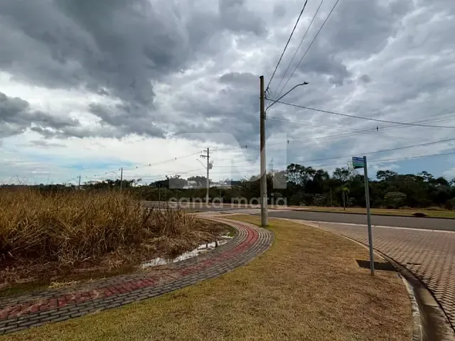 Terreno com 1085m², à venda, no bairro Água Santa em Chapecó