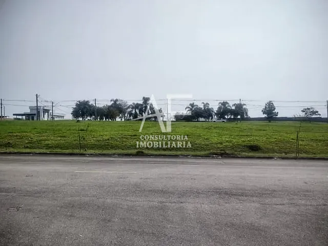 Terreno com 360m², à venda, no bairro Santa Luzia em Caçapava