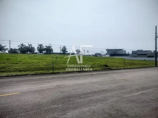 Terreno com 360m², à venda, no bairro Santa Luzia em Caçapava