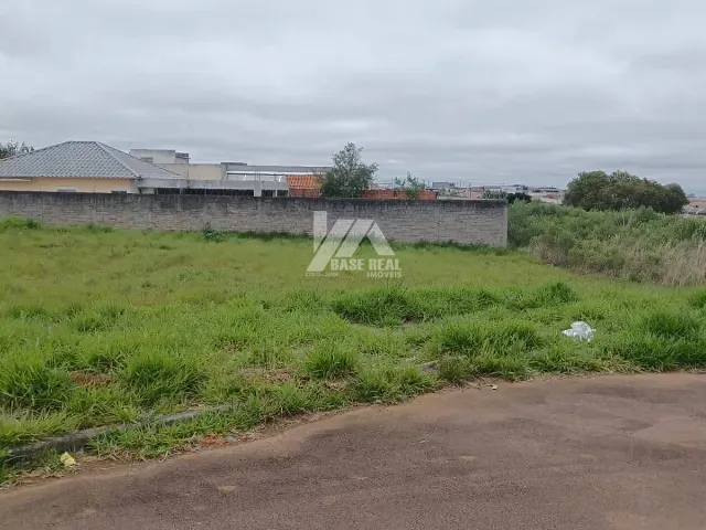 Terreno com 301m², à venda, no bairro Cará-cará em Ponta Grossa