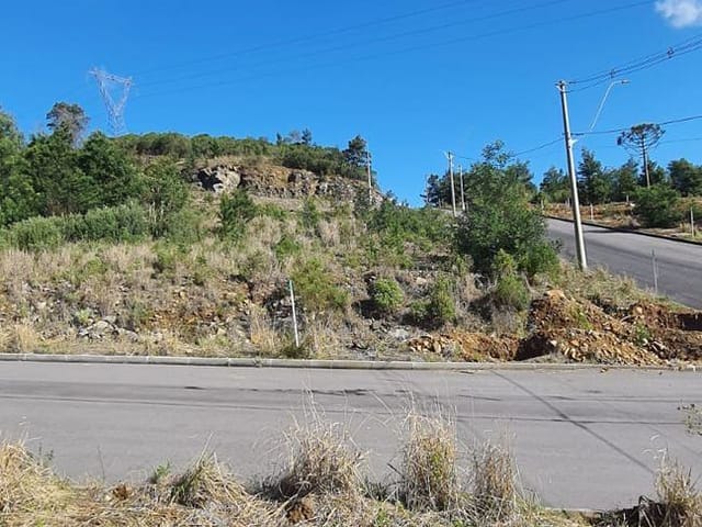 Terreno com 360m², à venda, no bairro São Luiz em Caxias do Sul