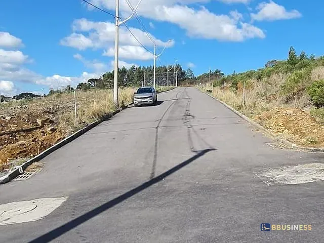 Terreno com 360m², à venda, no bairro São Luiz em Caxias do Sul