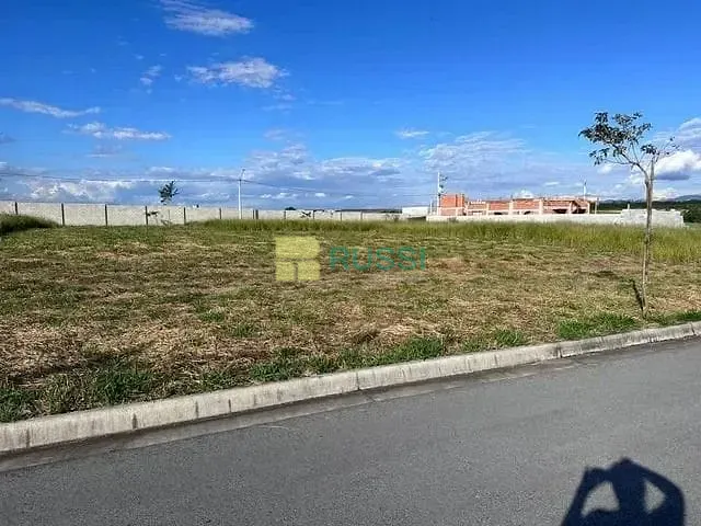 Terreno com 250m², à venda, no bairro Jardim das Flores em São José dos Campos