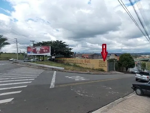 Terreno com 370m², à venda, no bairro Jardim Sevilha em Indaiatuba