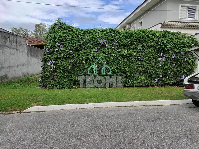 Terreno com 250m², à venda, no bairro Independência em Taubaté