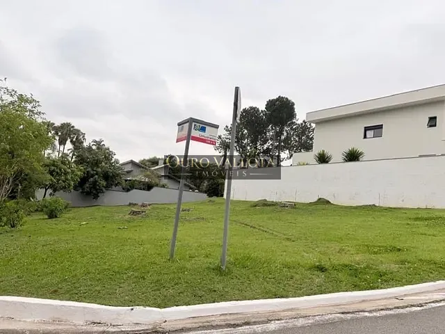 Terreno com 874m², à venda, no bairro Alphaville em Santana de Parnaíba