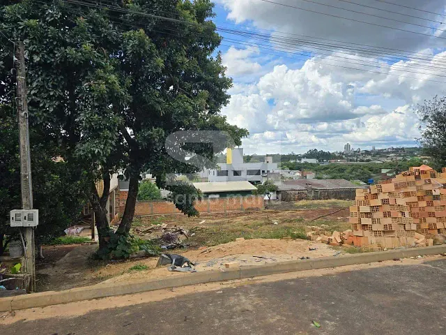 Terreno com 363m², à venda, no bairro Quedas do Palmital em Chapecó