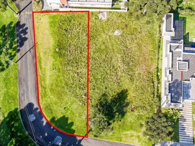 Terreno à venda, no bairro Vila Fuck em Piraquara