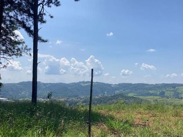 Terreno com 750m², à venda, no bairro Recanto Maravilha III em Santana de Parnaíba