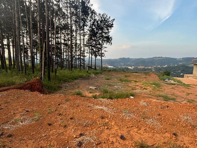 Terreno com 750m², à venda, no bairro Recanto Maravilha III em Santana de Parnaíba