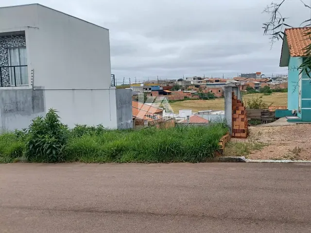 Terreno com 300m², à venda, no bairro Cará-cará em Ponta Grossa