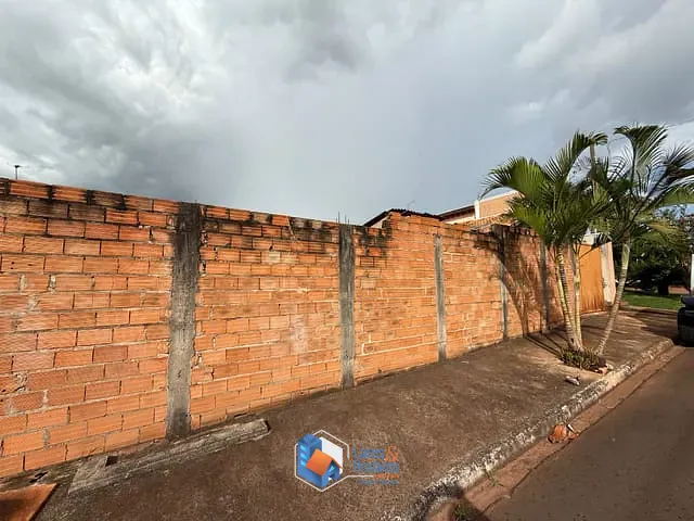 Terreno com 525m² 1 quarto e 1 banheiro, à venda, no bairro Vila Cristal em Brodowski