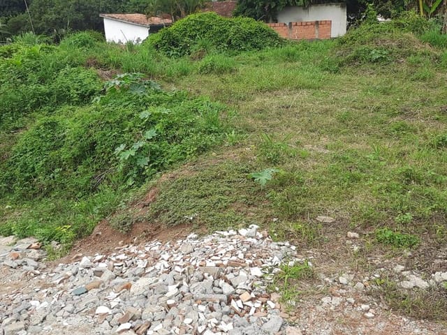 Terreno com 9116m², à venda, no bairro Campinas em Pindamonhangaba