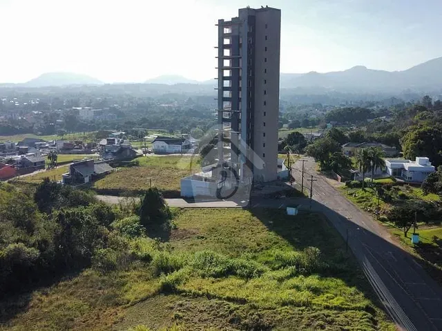 Terreno com 329m², à venda, no bairro Centro Administrativo em Teutônia