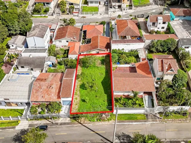 Terreno à venda, no bairro São João em Curitiba