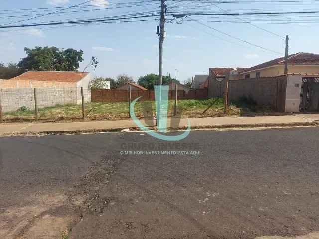 Terreno com 500m², à venda, no bairro Jardim Roberto Selmi Dei em Araraquara