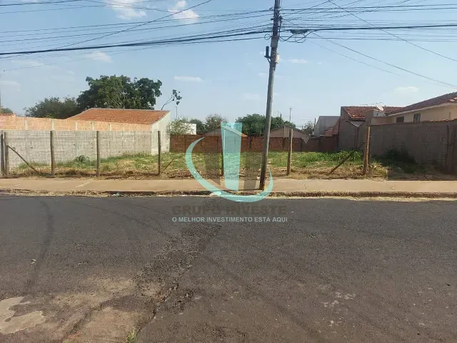 Terreno com 500m², à venda, no bairro Jardim Roberto Selmi Dei em Araraquara
