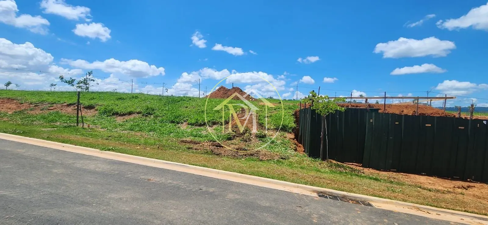 Terreno, 300 m² - Foto 1
