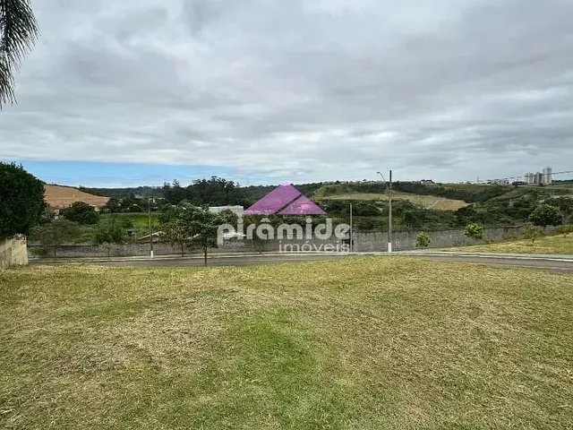 Terreno com 806m², à venda, no bairro Jardim Torrao de Ouro em São José Dos Campos