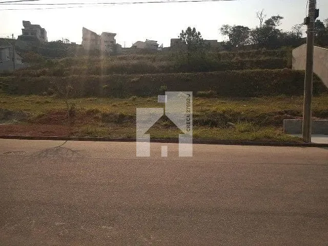 Terreno com 250m², à venda, no bairro Loteamento Jardim Ipanema em Jundiaí
