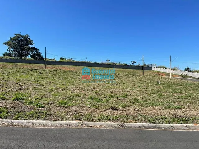 Terreno com 348m², à venda, no bairro Bourbon Residencial em Guaxupé