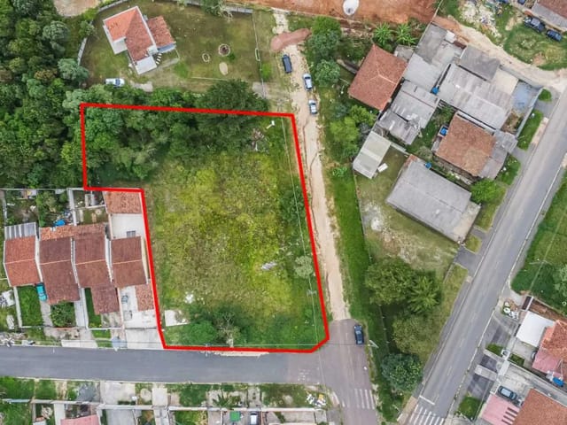 Terreno à venda, no bairro Jardim Giannini em Almirante Tamandaré