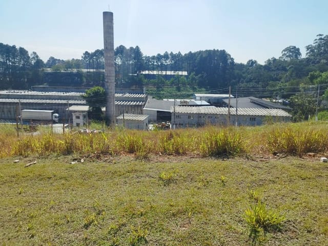 Terreno com 127m², à venda, no bairro Parque Alexandre em Cotia