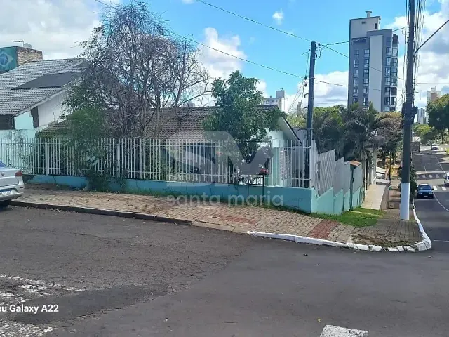 Terreno com 382m², à venda, no bairro Presidente Médici em Chapecó