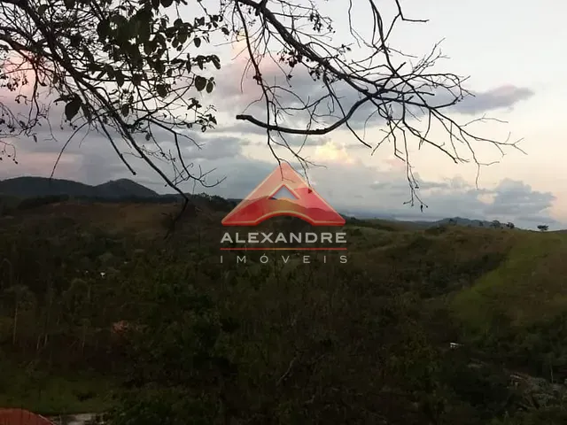 Terreno com 1750m², à venda, no bairro Freitas em São José dos Campos