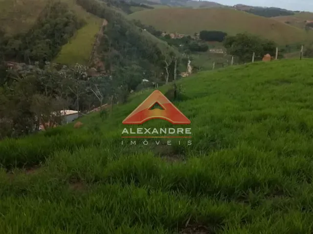 Terreno com 1750m², à venda, no bairro Freitas em São José dos Campos