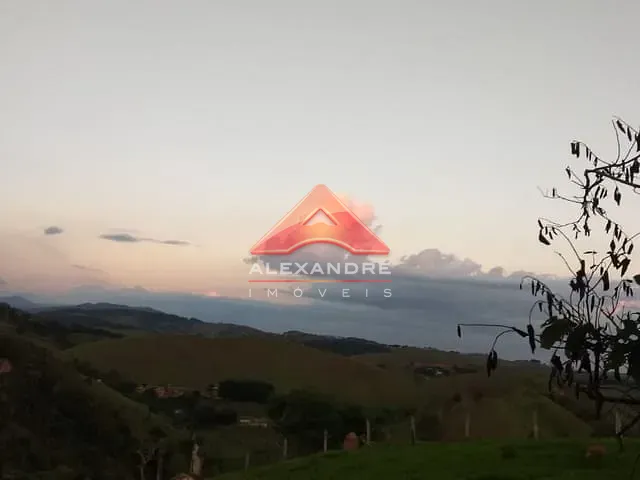 Terreno com 1750m², à venda, no bairro Freitas em São José dos Campos