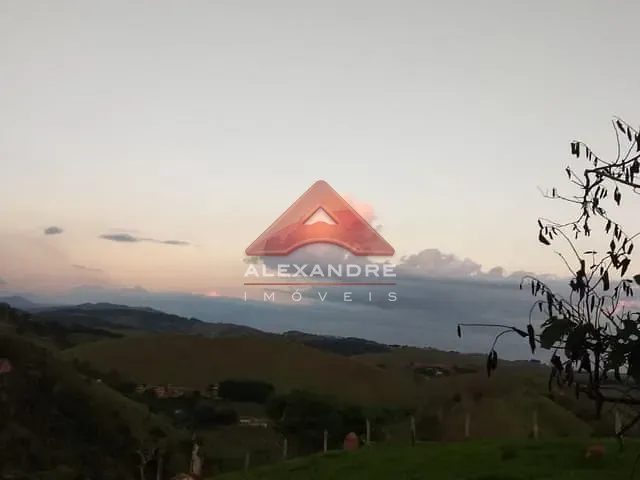 Terreno com 1750m², à venda, no bairro Freitas em São José dos Campos