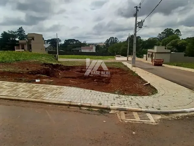Terreno com 260m², à venda, no bairro Jardim Carvalho em Ponta Grossa