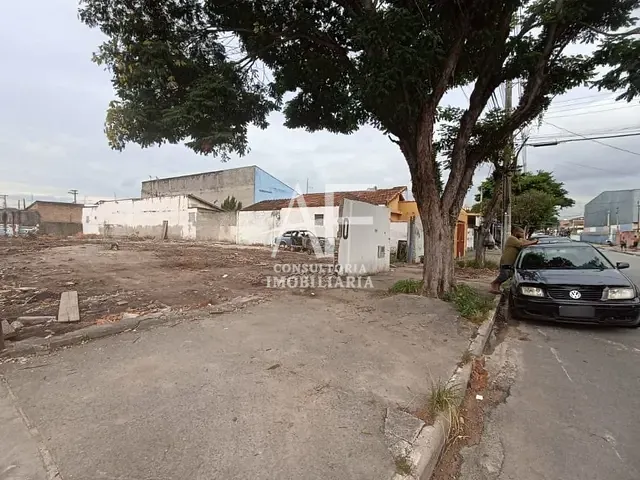 Terreno com 1000m², à venda, no bairro Vila Aparecida em Taubaté