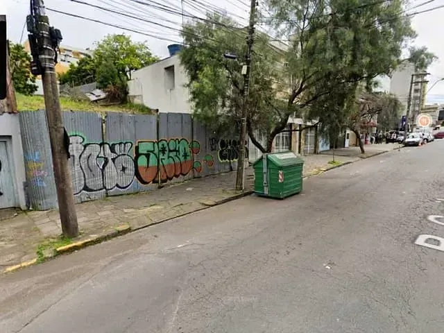 Terreno com 402m², à venda, no bairro Exposição em Caxias do Sul