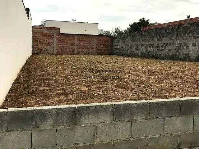Terreno com 250m², à venda, no bairro Loteamento Villa Branca em Jacareí