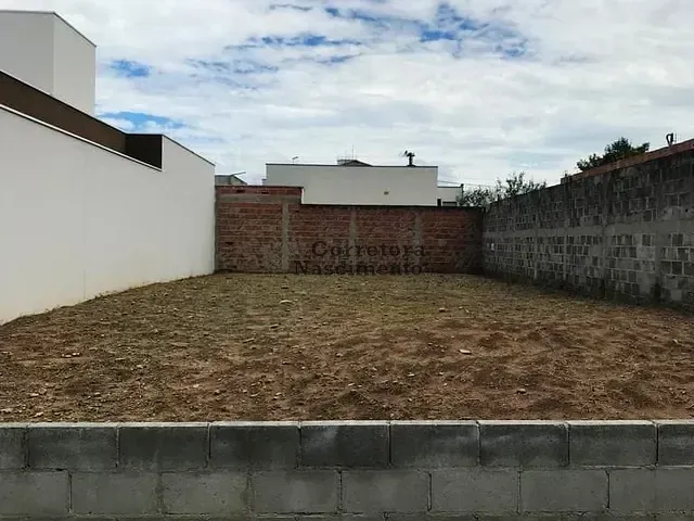 Terreno com 250m², à venda, no bairro Loteamento Villa Branca em Jacareí