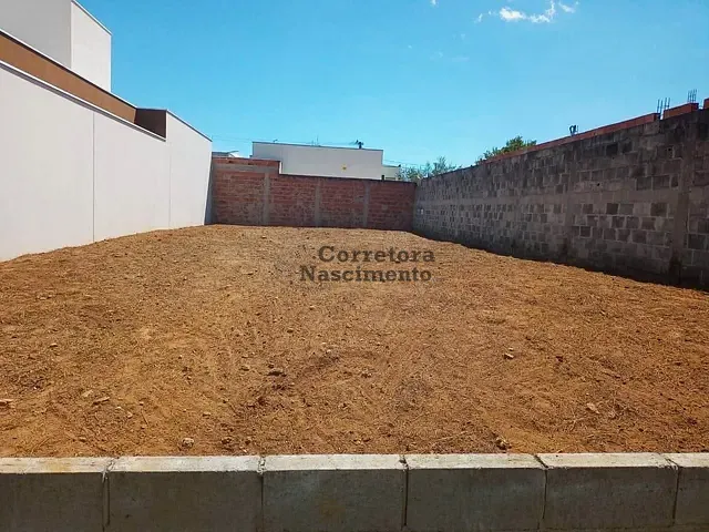 Terreno com 250m², à venda, no bairro Loteamento Villa Branca em Jacareí