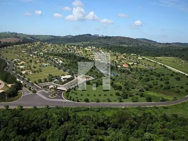 Terreno com 800m², à venda, no bairro Santa Eliza em Itupeva