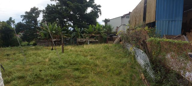 Terreno com 400m², à venda, no bairro Alto do Cardoso em Pindamonhangaba