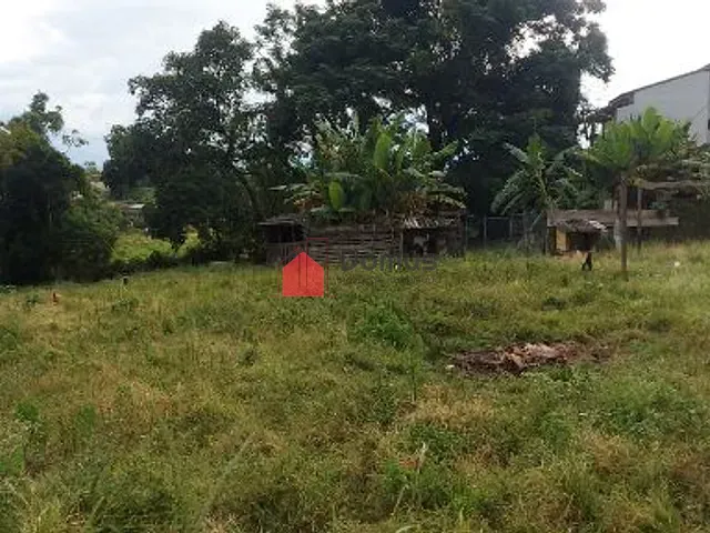 Terreno com 400m², à venda, no bairro Alto do Cardoso em Pindamonhangaba