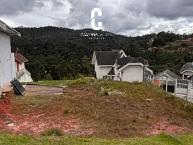 Terreno com 325m², à venda, no bairro Imbiry em Campos do Jordão