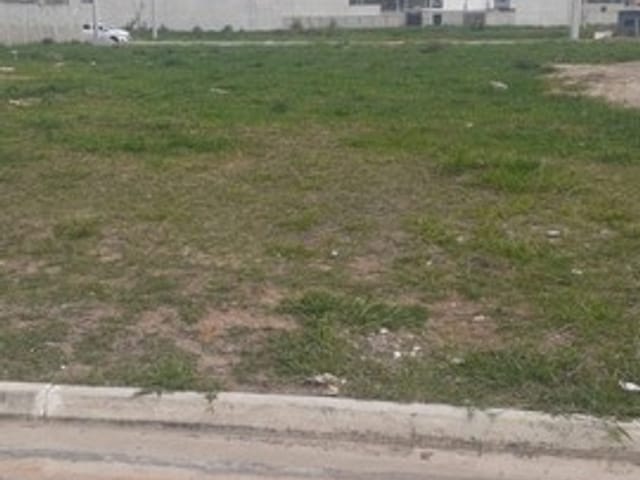 Terreno com 150m², à venda, no bairro Vila Areao em Taubaté